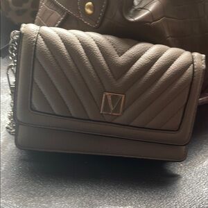 Elegant Gray Quilted Crossbody Bag